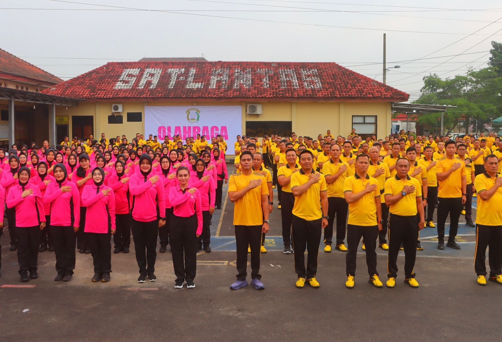 Polres Lampung Tengah Gelar Olahraga Bersama: Cara Seru Pererat Solidaritas dan Jaga Kebugaran Personel